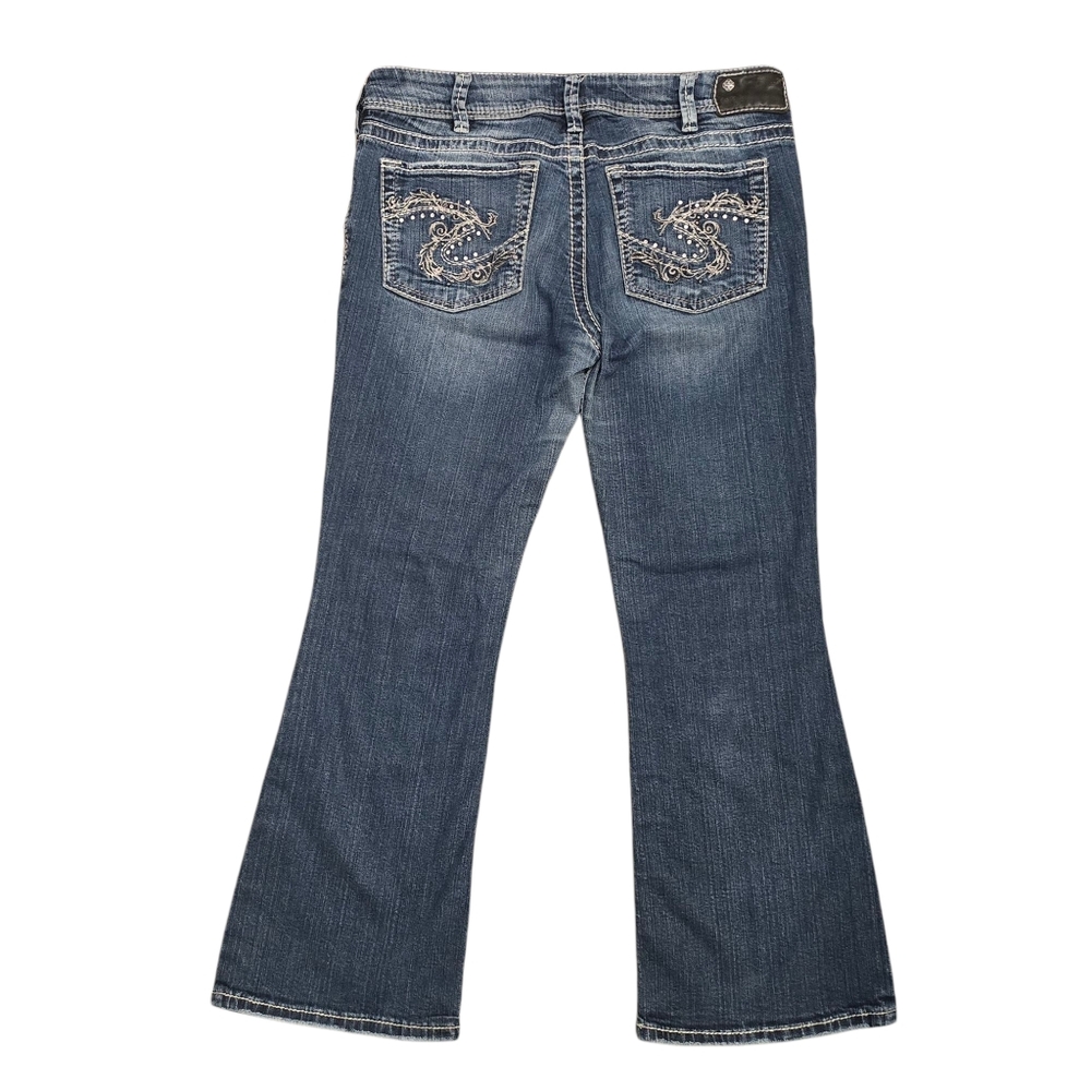 Silver Suki Mid Rise Bootcut Jeans‎ Bling Pockets Medium Wash Size  33/30